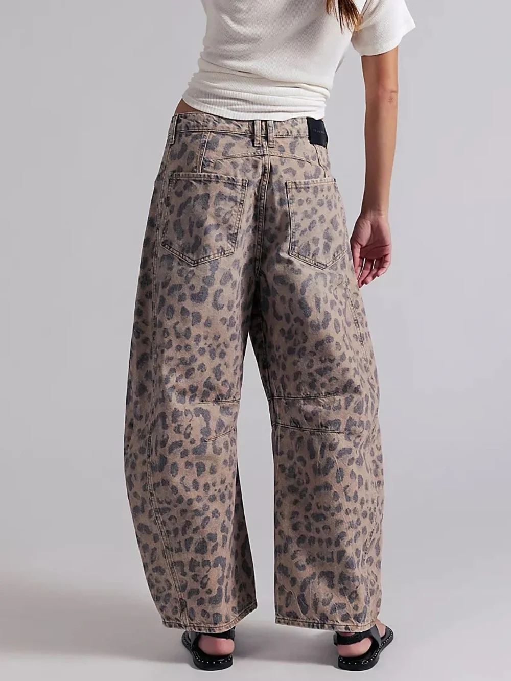 We The Free Good Luck Printed Barrel Jeans - Picture 2 of 6